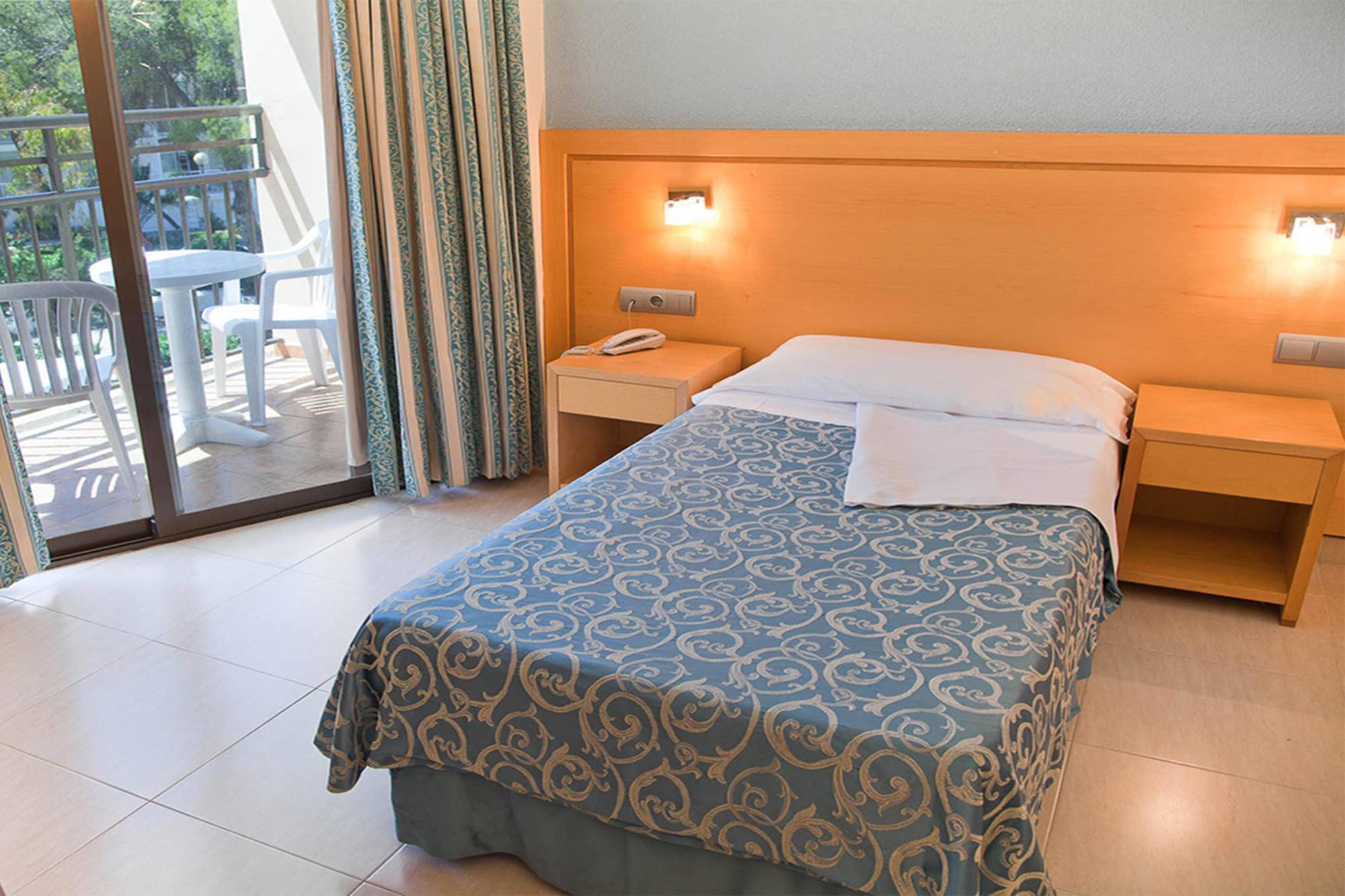 Vibra San Remo Hotel 3*