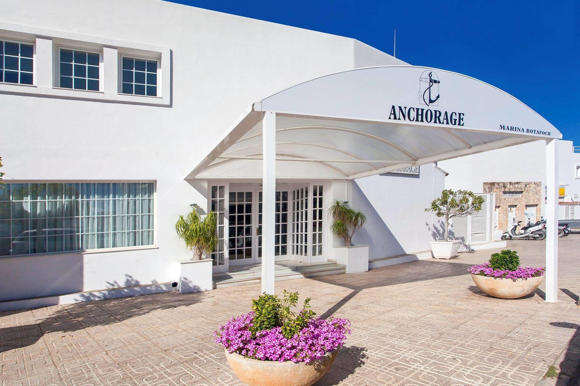 Anchorage Hotel 3*