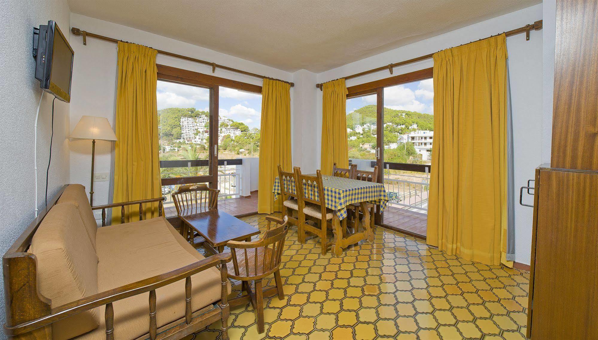 Apartment Cala Llonga