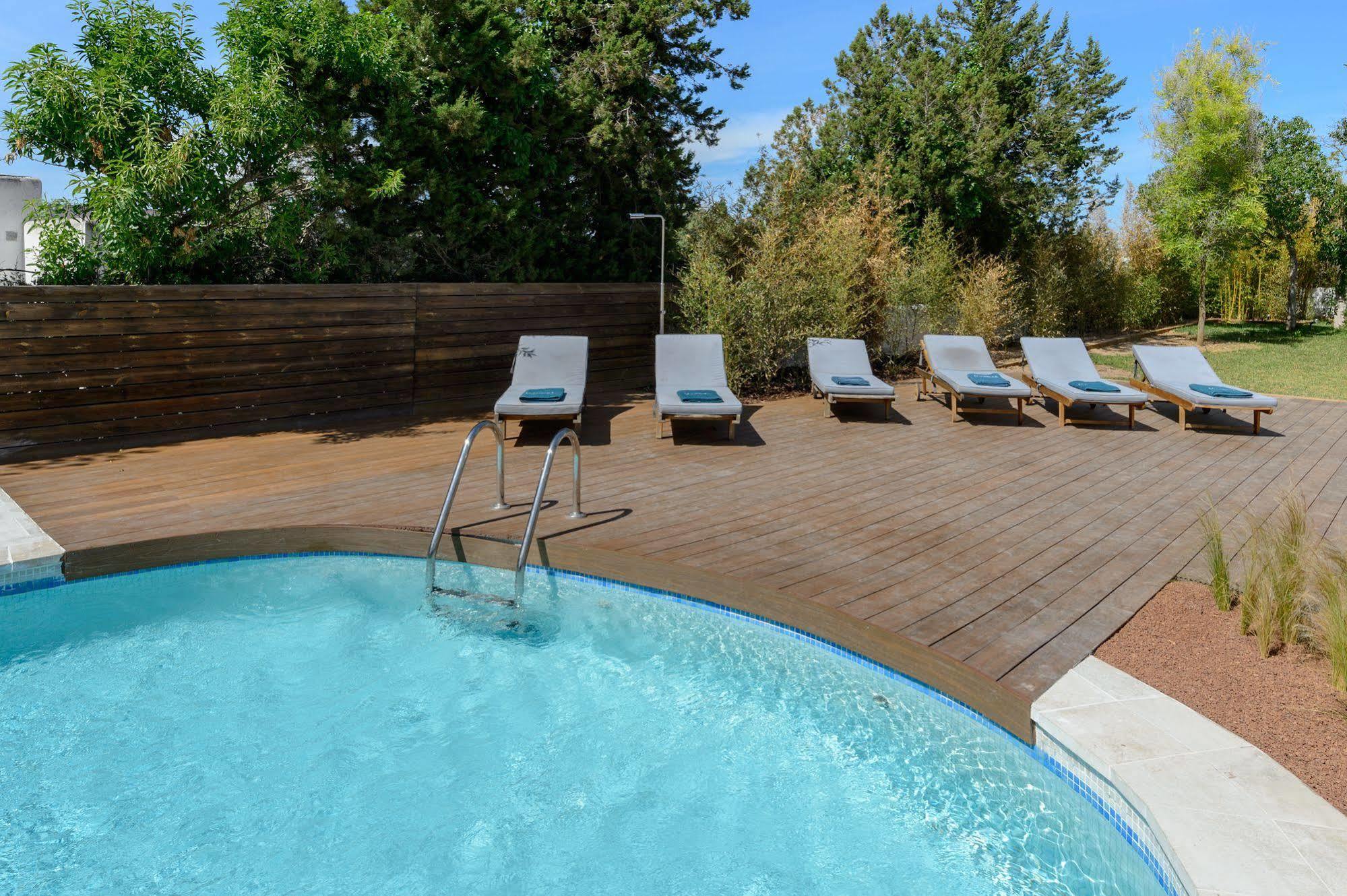 Can Martona Villa *