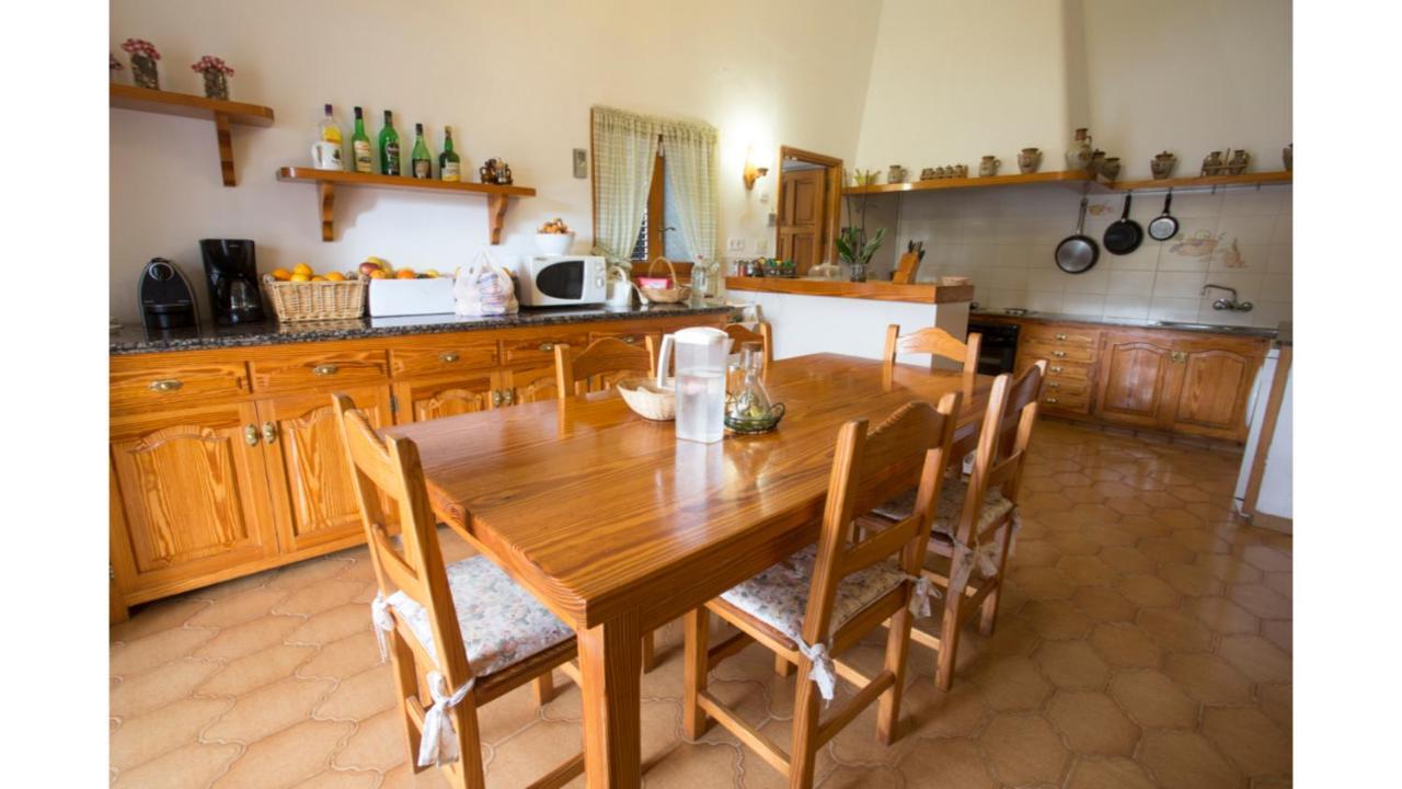 Nieves: Rural Retreat Near San Antonio (Ibiza)