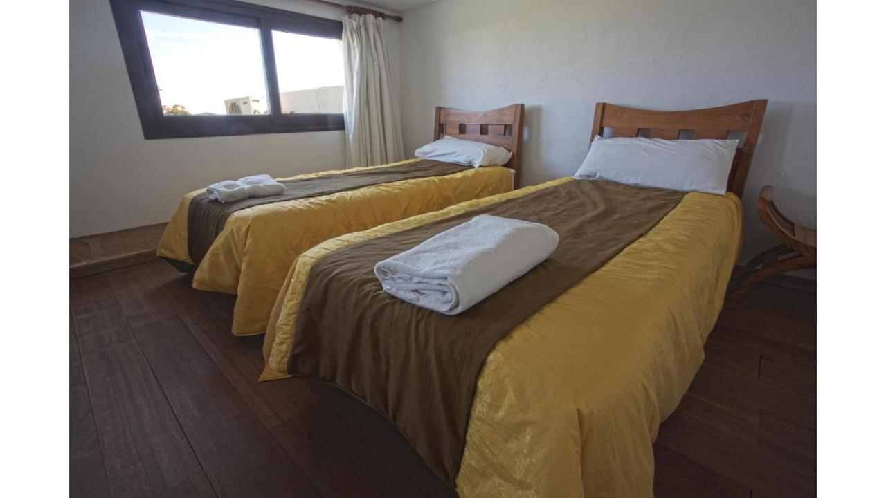 Daniel 5 Mins By Taxi Into Ibiza Town Villa Sant Jordi de ses Salines