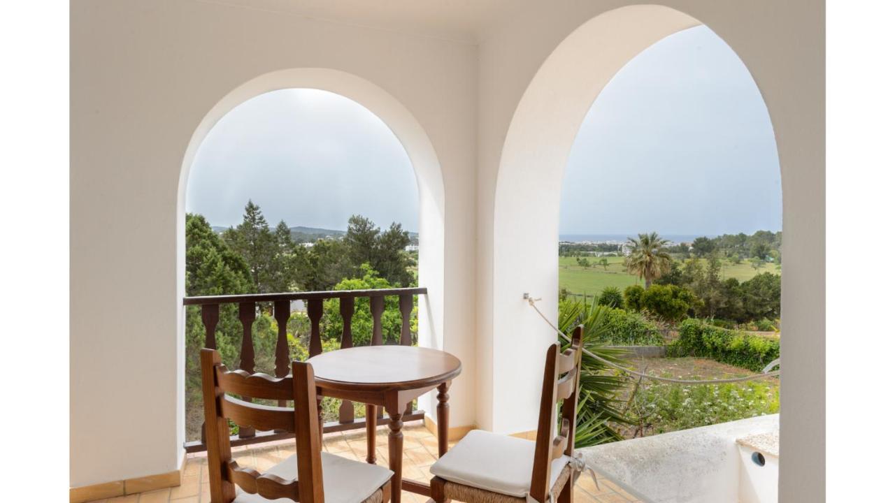 Mestre Is A Huge With Stunning Sunset Views Near To San Antonio