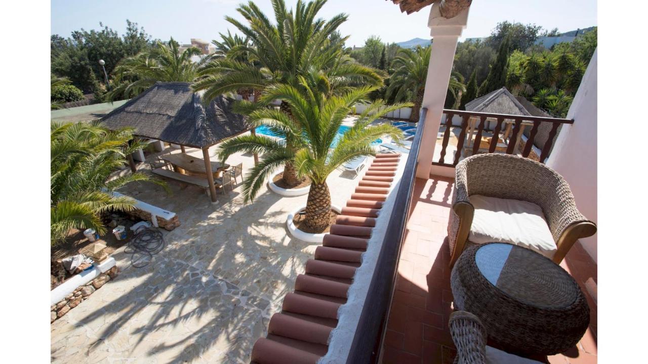 Daniel 5 Mins By Taxi Into Ibiza Town Villa Sant Jordi de ses Salines