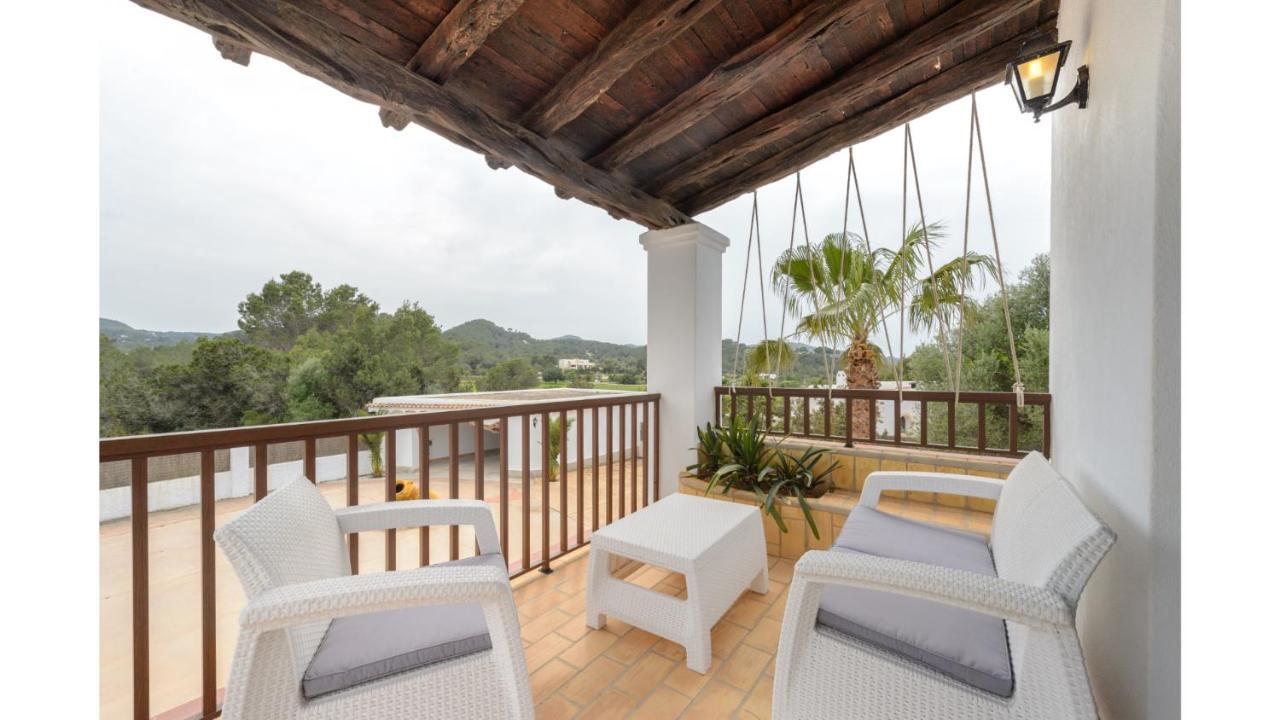 Mestre Is A Huge With Stunning Sunset Views Near To San Antonio Villa