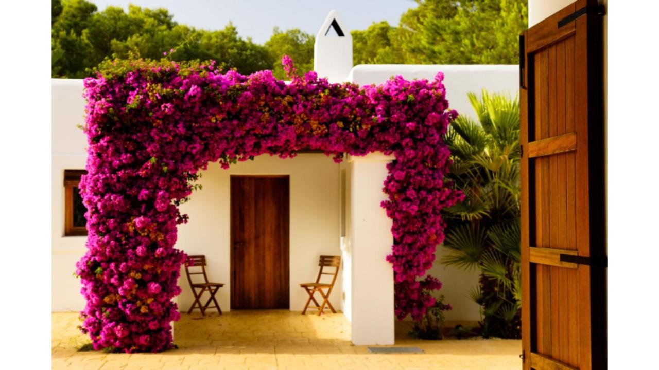 Tegui Is A Luxury Close To San Rafael And 10 Min Drive To Ibiza Town And San Antonio * San Rafael De Sa Creu