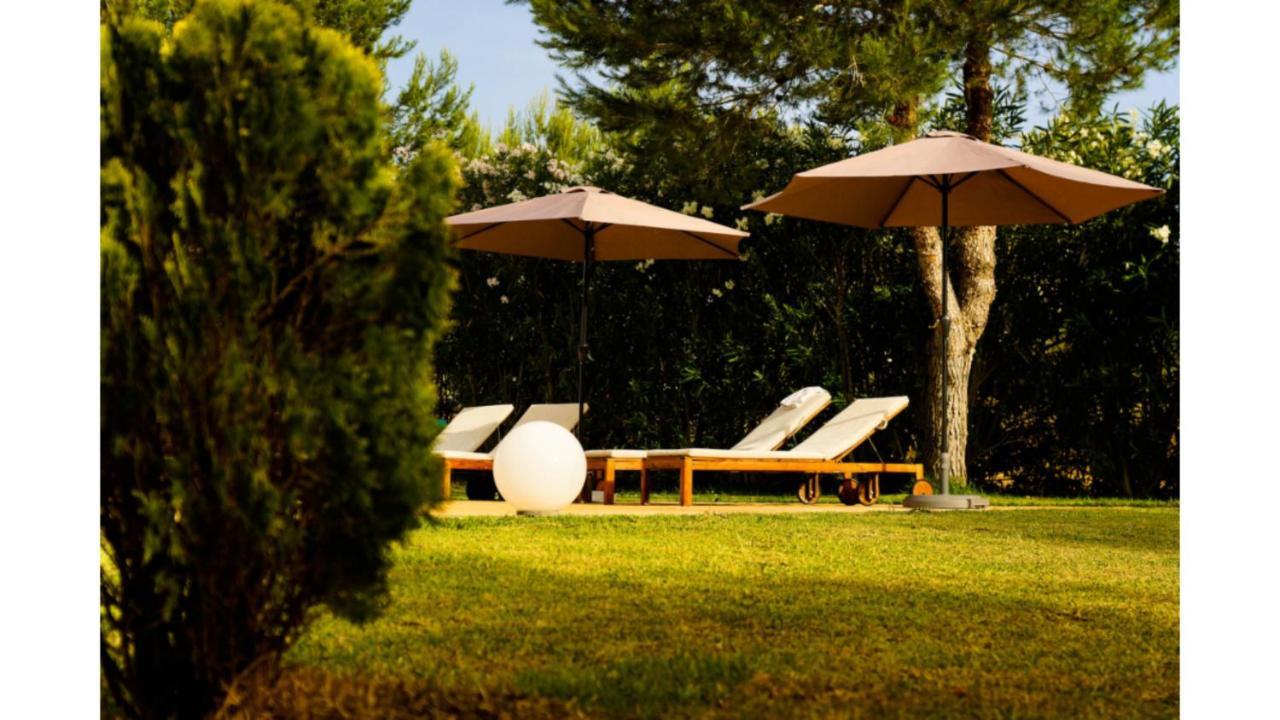 Tegui Is A Luxury Close To San Rafael And 10 Min Drive To Ibiza Town And San Antonio *