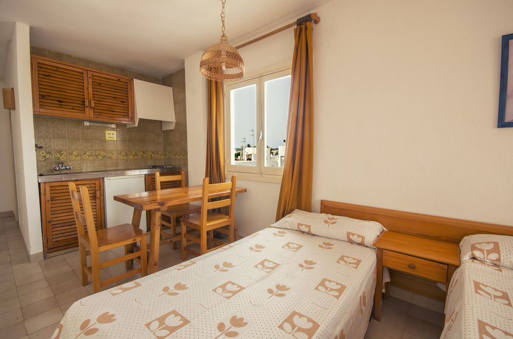 Azuline Sunshine (adults Only) Aparthotel 2*