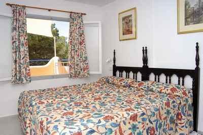 Hotel Aptos. Montemar Cala Llonga (Ibiza)