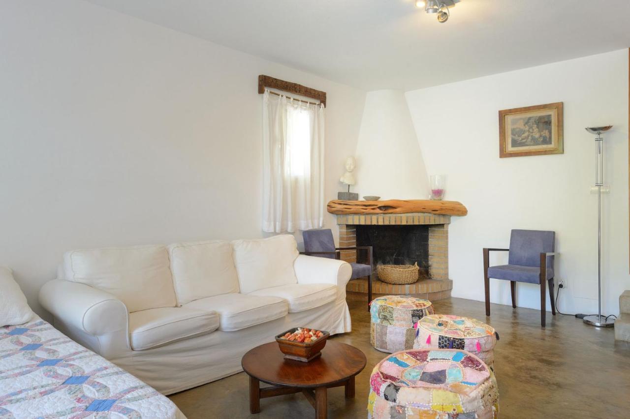 Carmen Morna Villa Santa Eulalia del Río