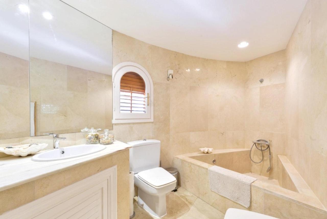 House With 5 In Furnet With Wonderful Sea View, Private Pool, Enclo... Apartamento