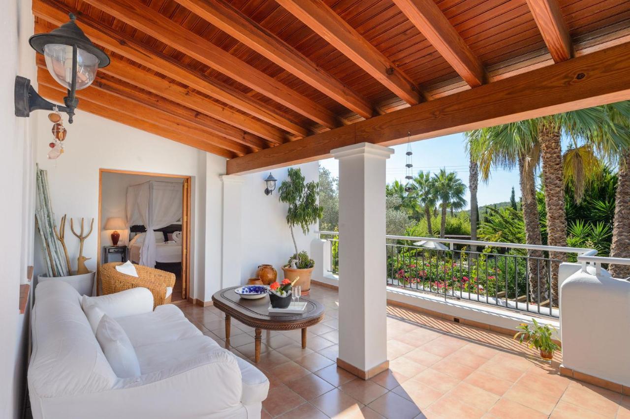 Carmen Morna Villa Santa Eulalia del Río