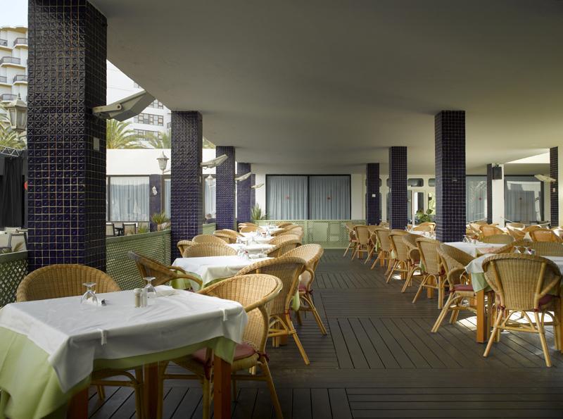 Grand Palladium White Island & Playa d'en Bossa