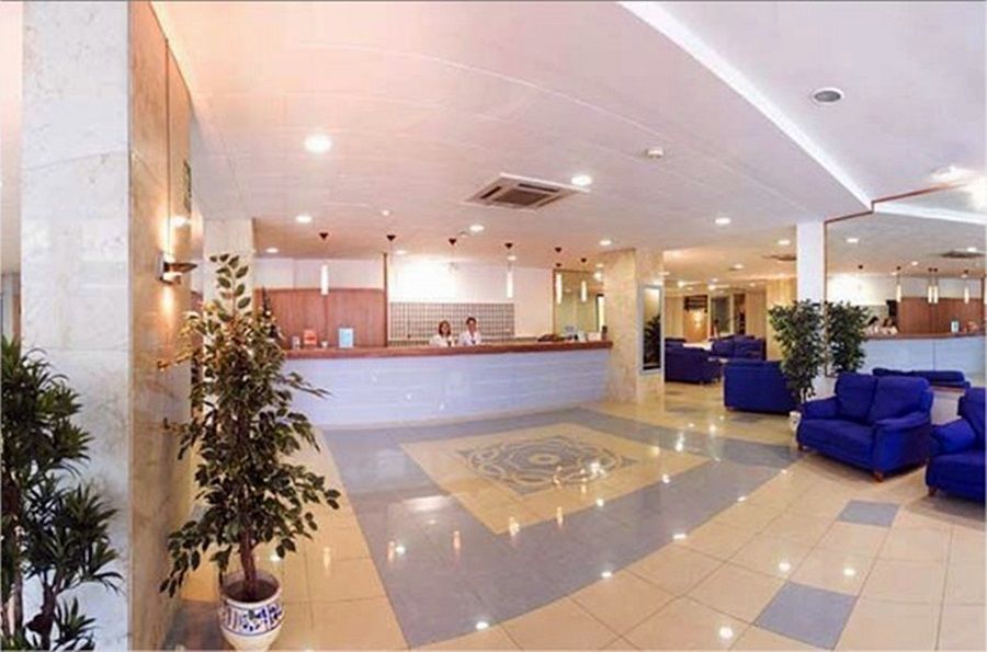Vibra District - Adults Only