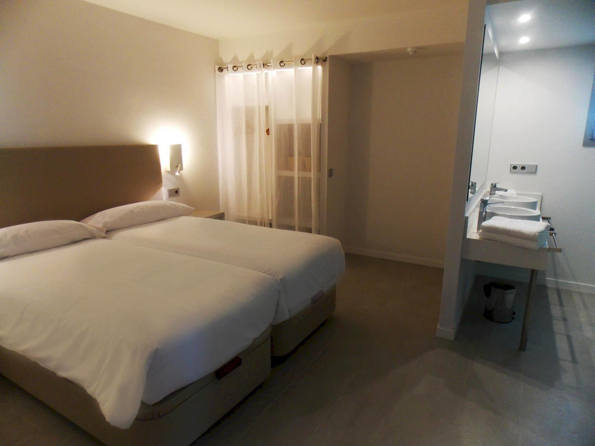 B-llobet Sun & Confort Hotel Ibiza Town