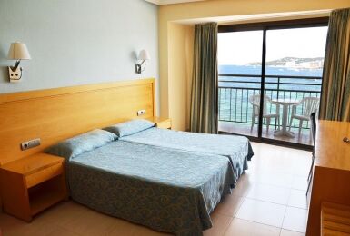 Hotel Vibra S'estanyol 3*