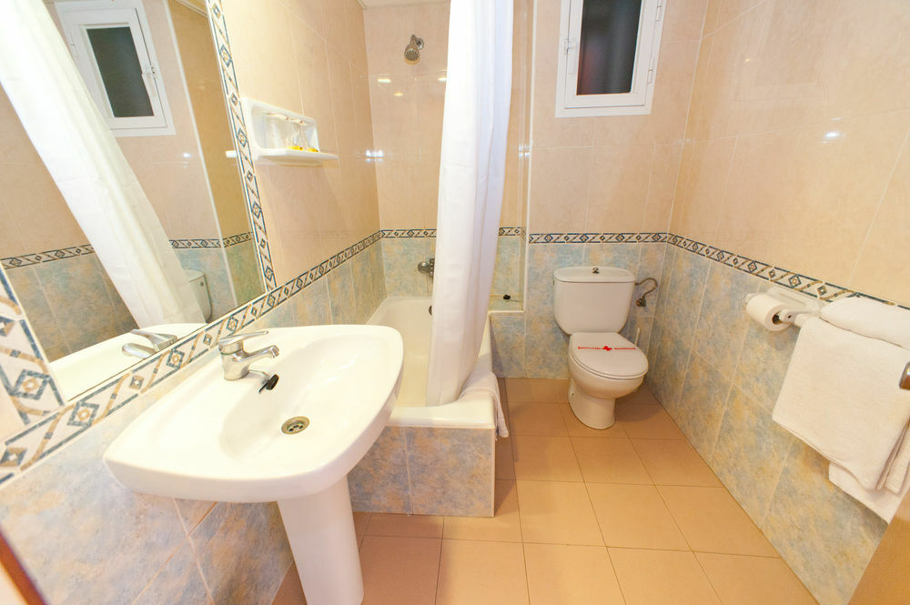 Hotel The Red By Ibiza Feeling - Adults Only Sant Antoni de Portmany