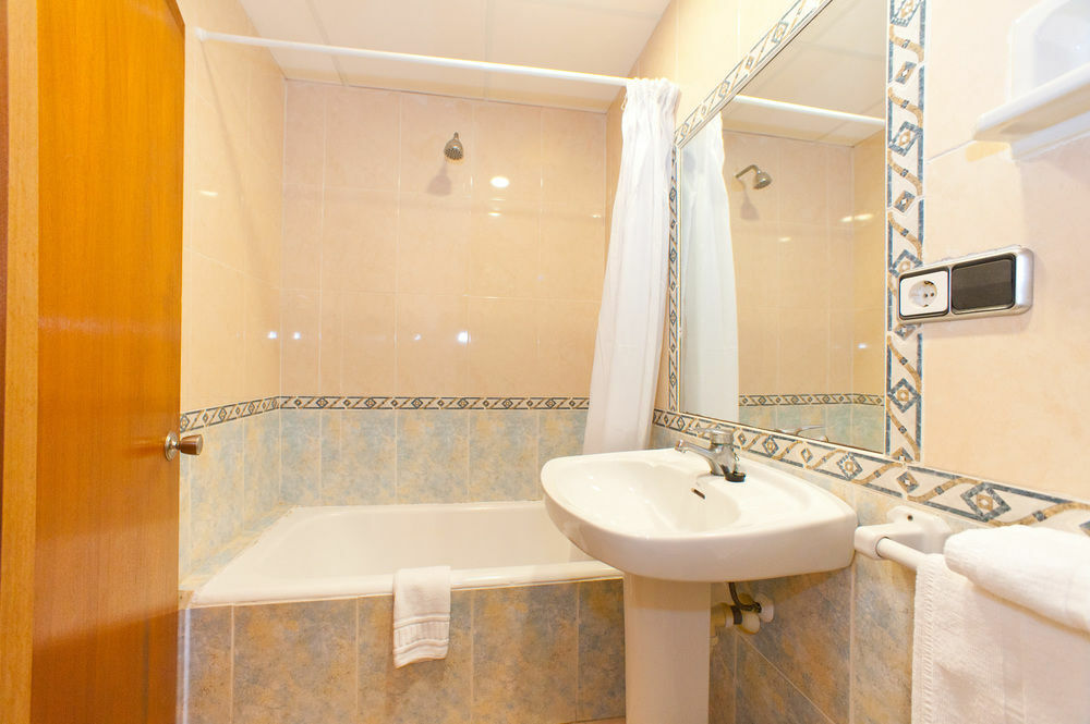 Hotel The Red By Ibiza Feeling - Adults Only
