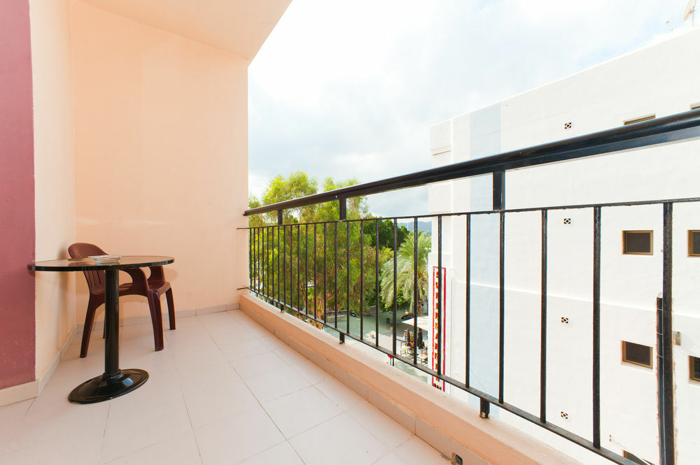 The Red By Ibiza Feeling - Adults Only Hotel 2*