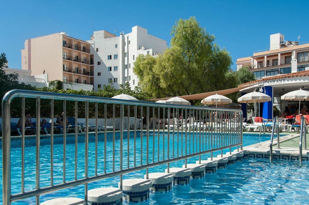 The Red By Ibiza Feeling - Adults Only Hotel 2*