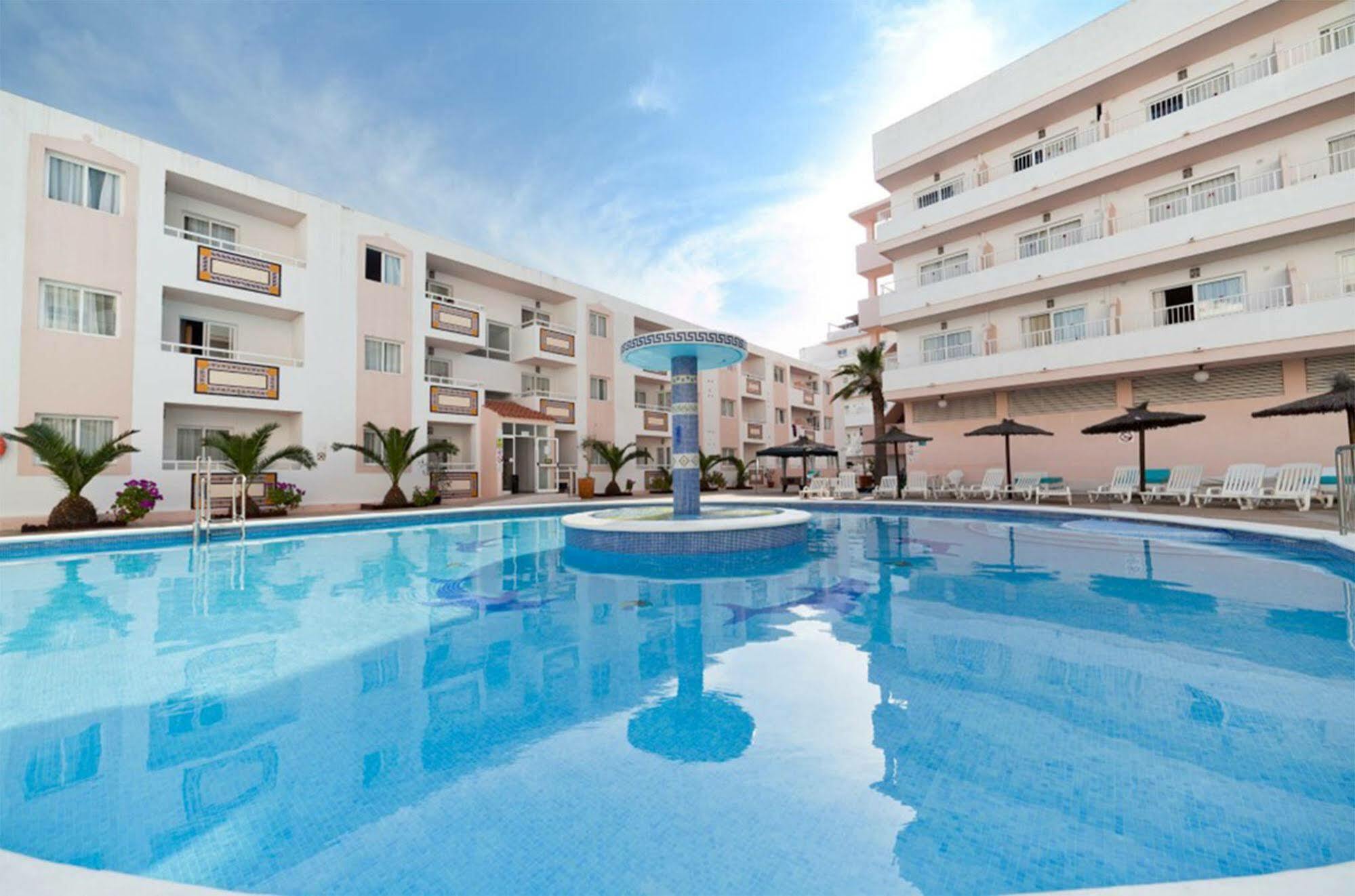 Vibra Tropical Garden Apartment