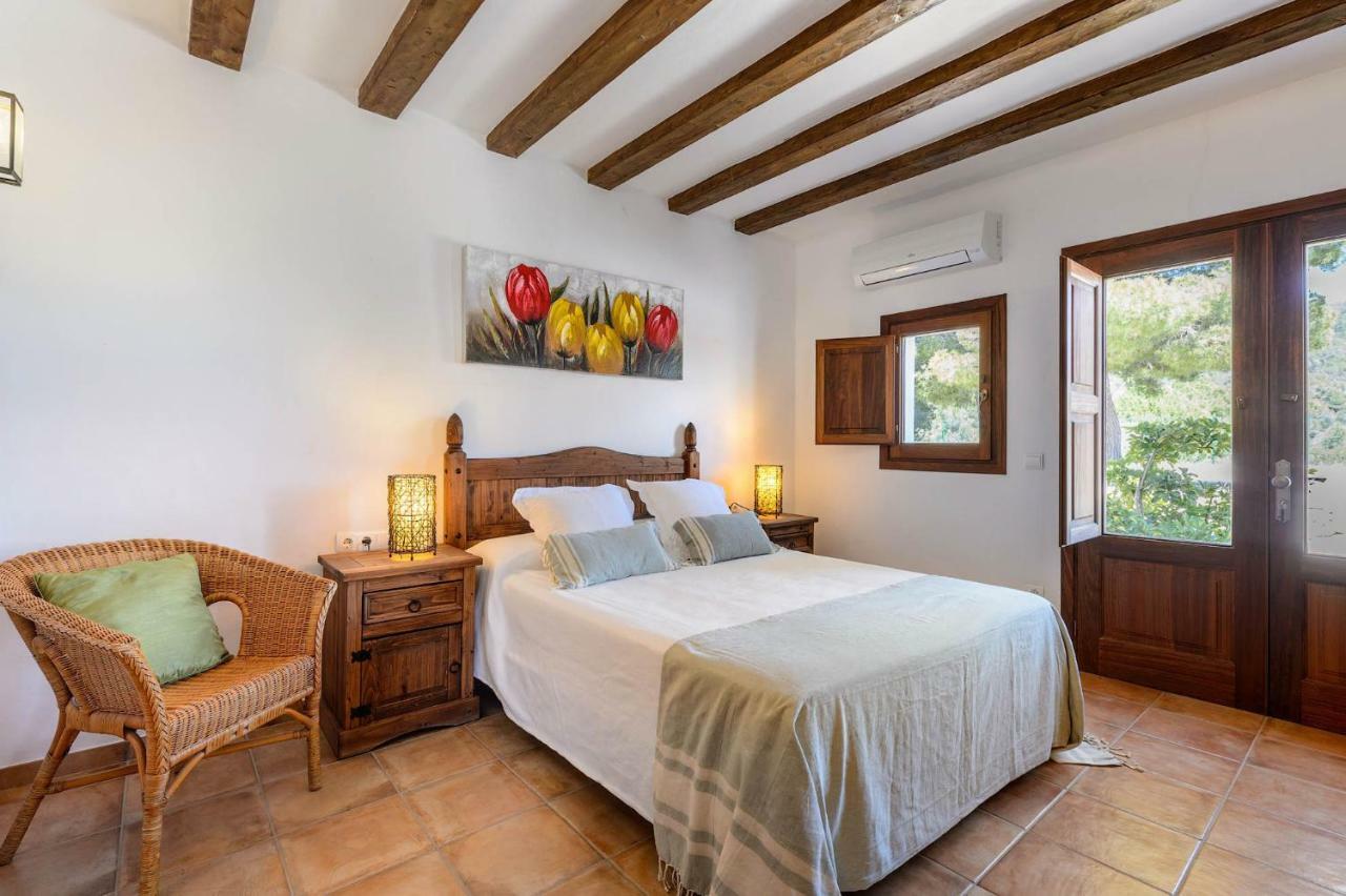 Romero I Villa Es Cubells