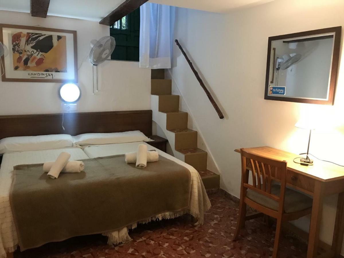 Casa De Huespedes La Pena Guest house