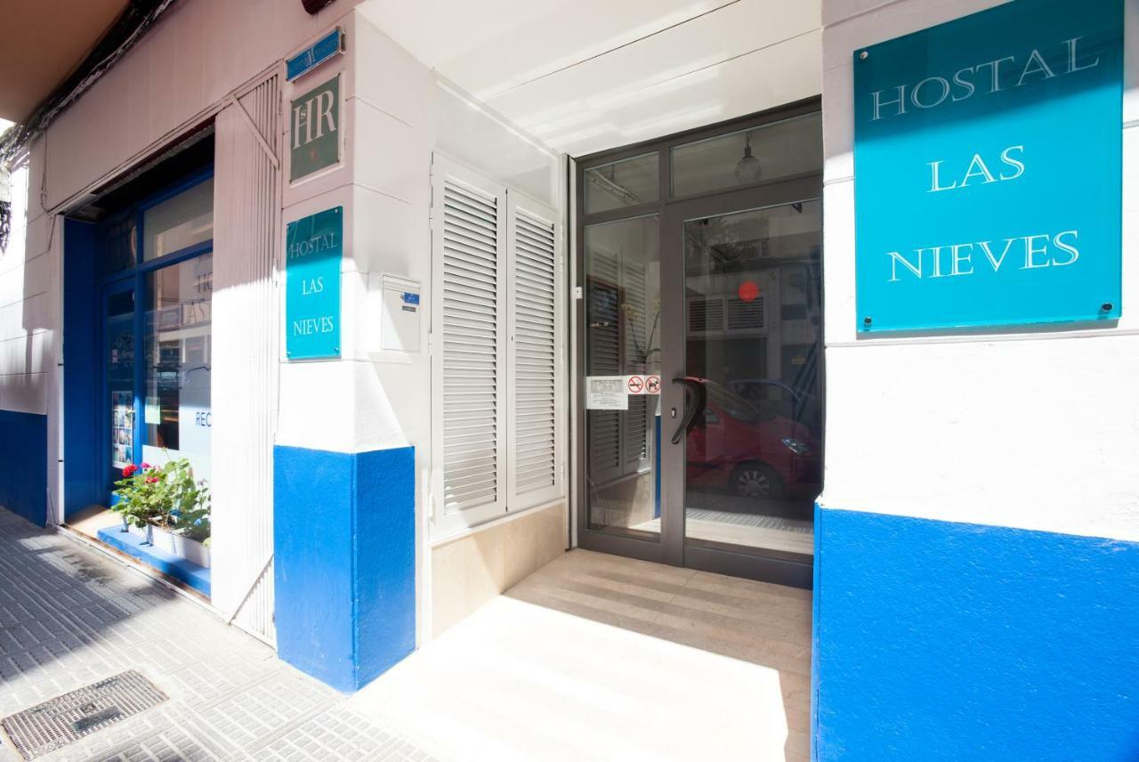 Nieves * Ibiza-Stadt