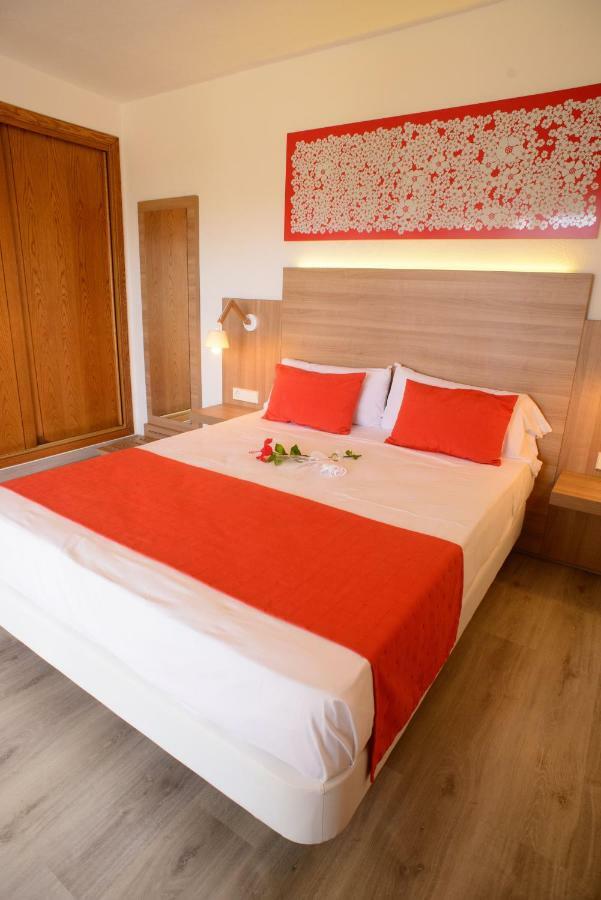 Cala Llenya Ibiza Hotel 4*