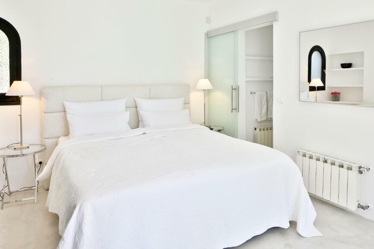 Can Flores Villa