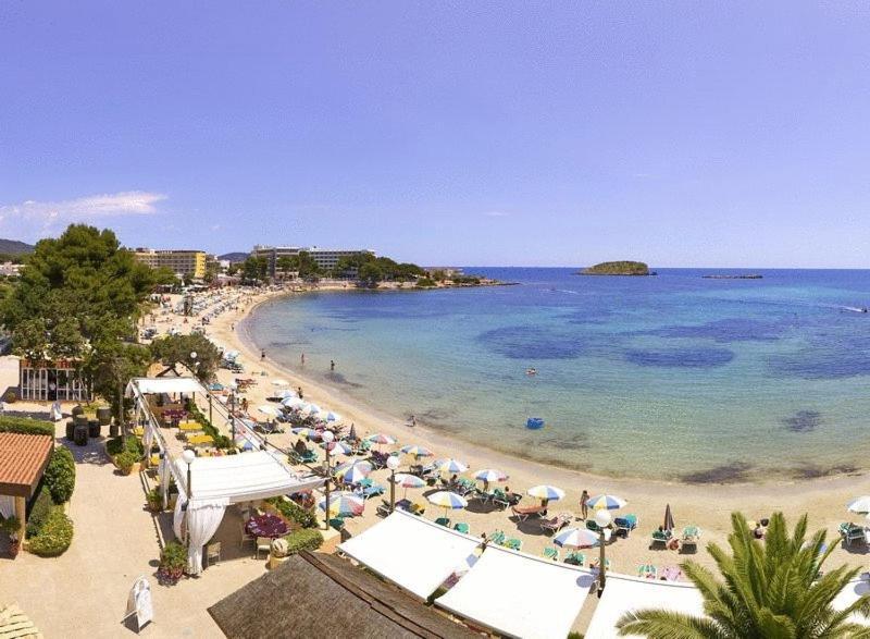 La Perla Es Canar (Ibiza)