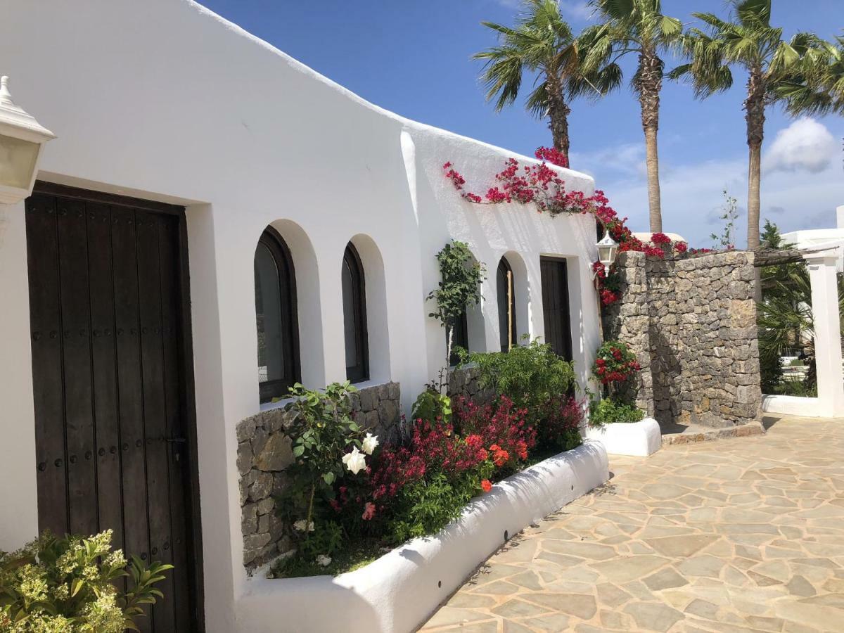 Belvilla By Oyo Pep Rustico * Sant Miquel De Balansat