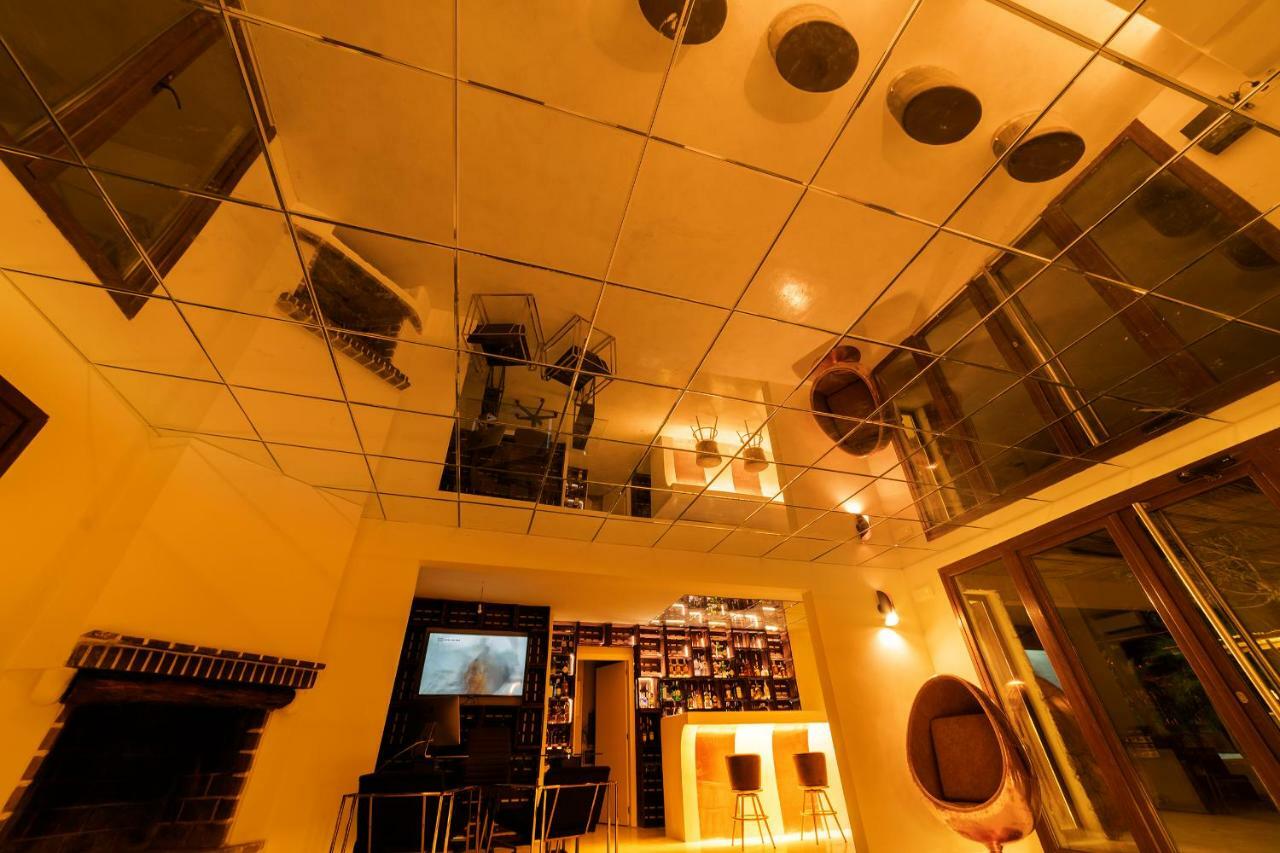 Paiise Hotel