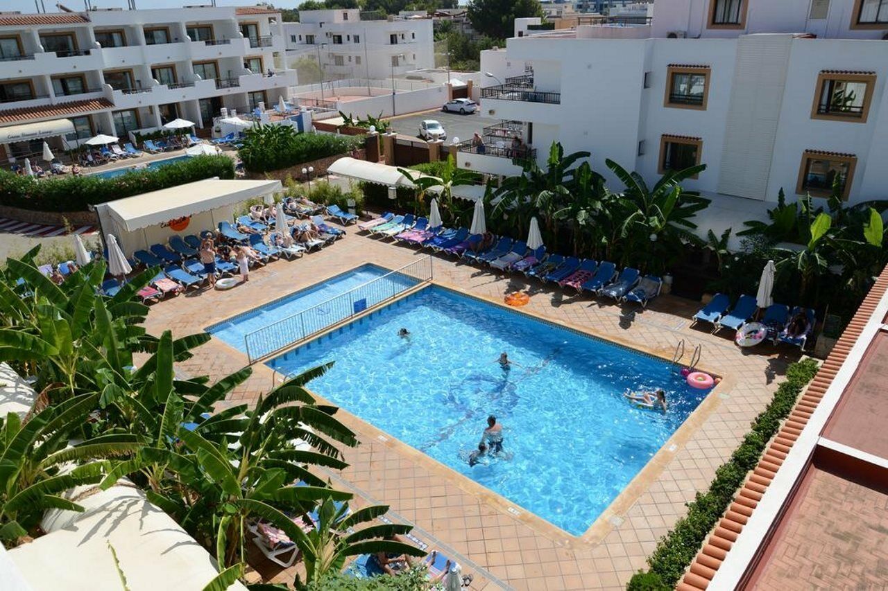 Aparthotel Casa Luis 4*