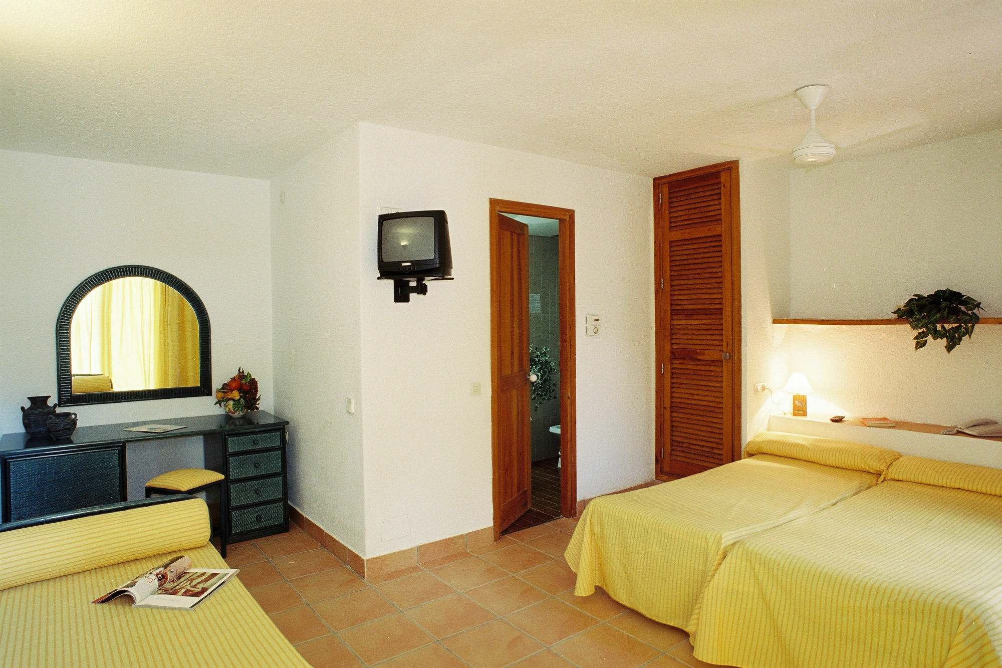 Club Cala Azul Hotel 3*