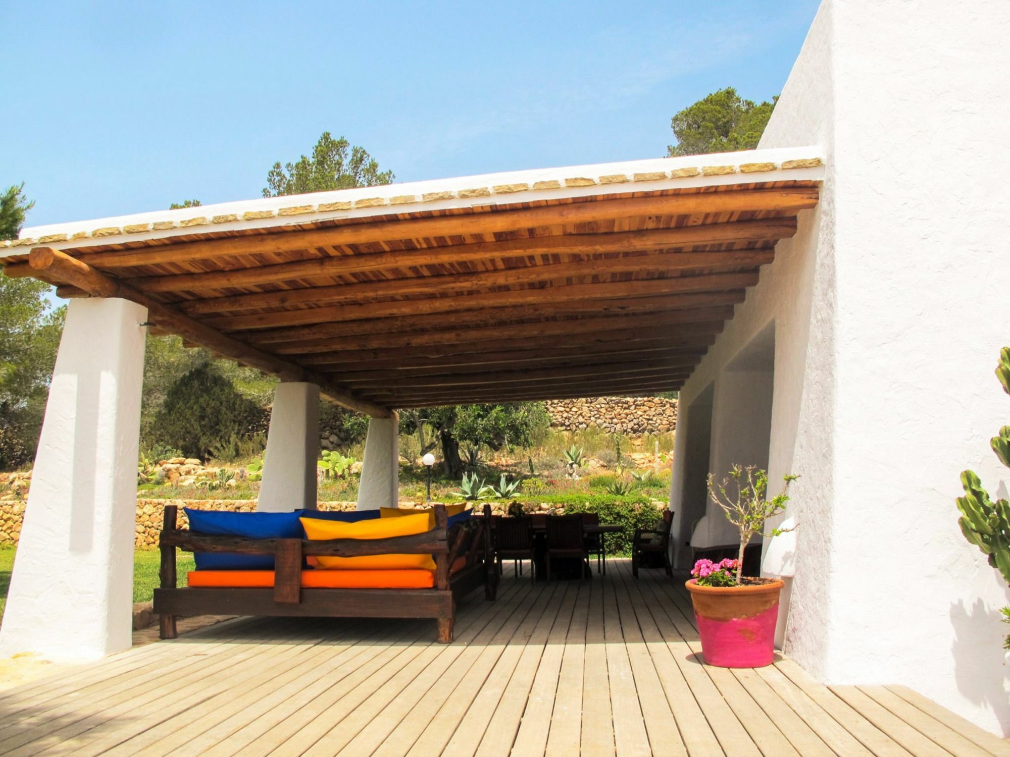 Weedy Villa