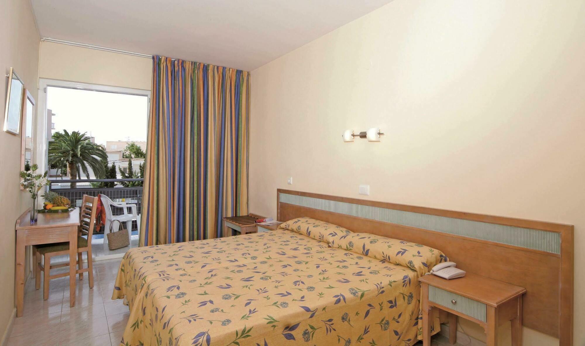 Azuline Pacific Hotel 3*