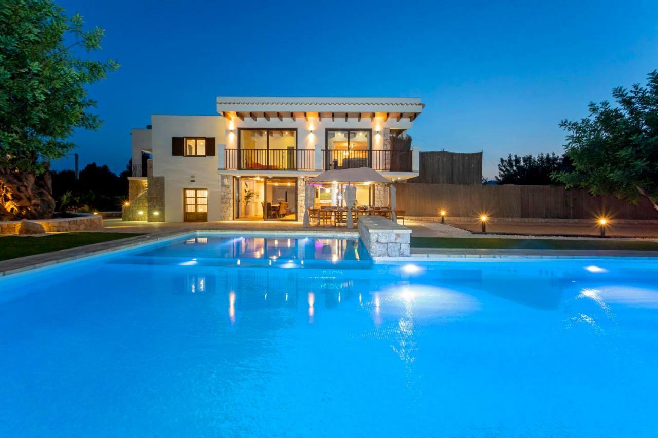 Can Bernadet Villa *