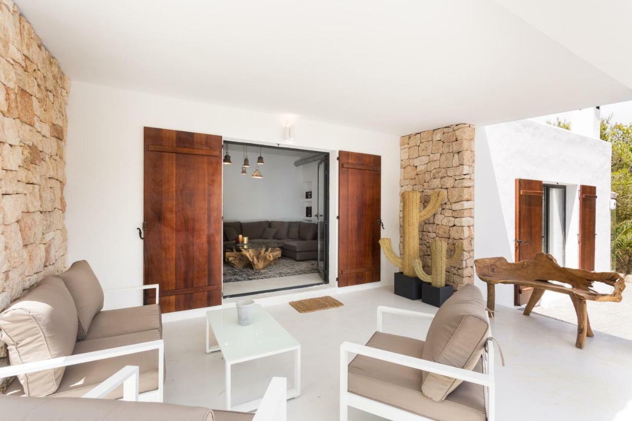 Mass Architect Country Villa