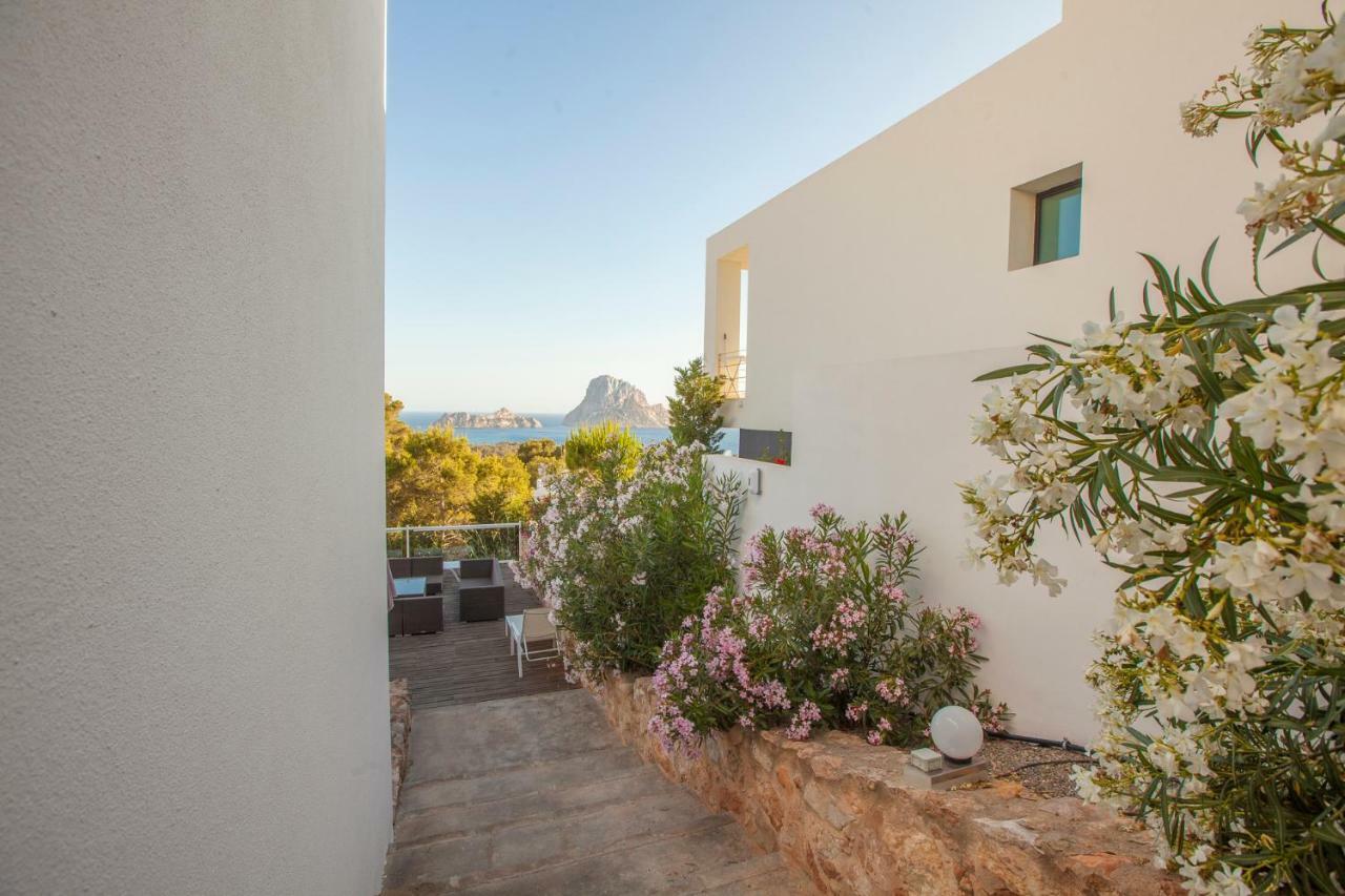 Paradise Villa *