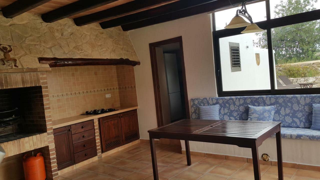 Ca Na Marta Holiday home *