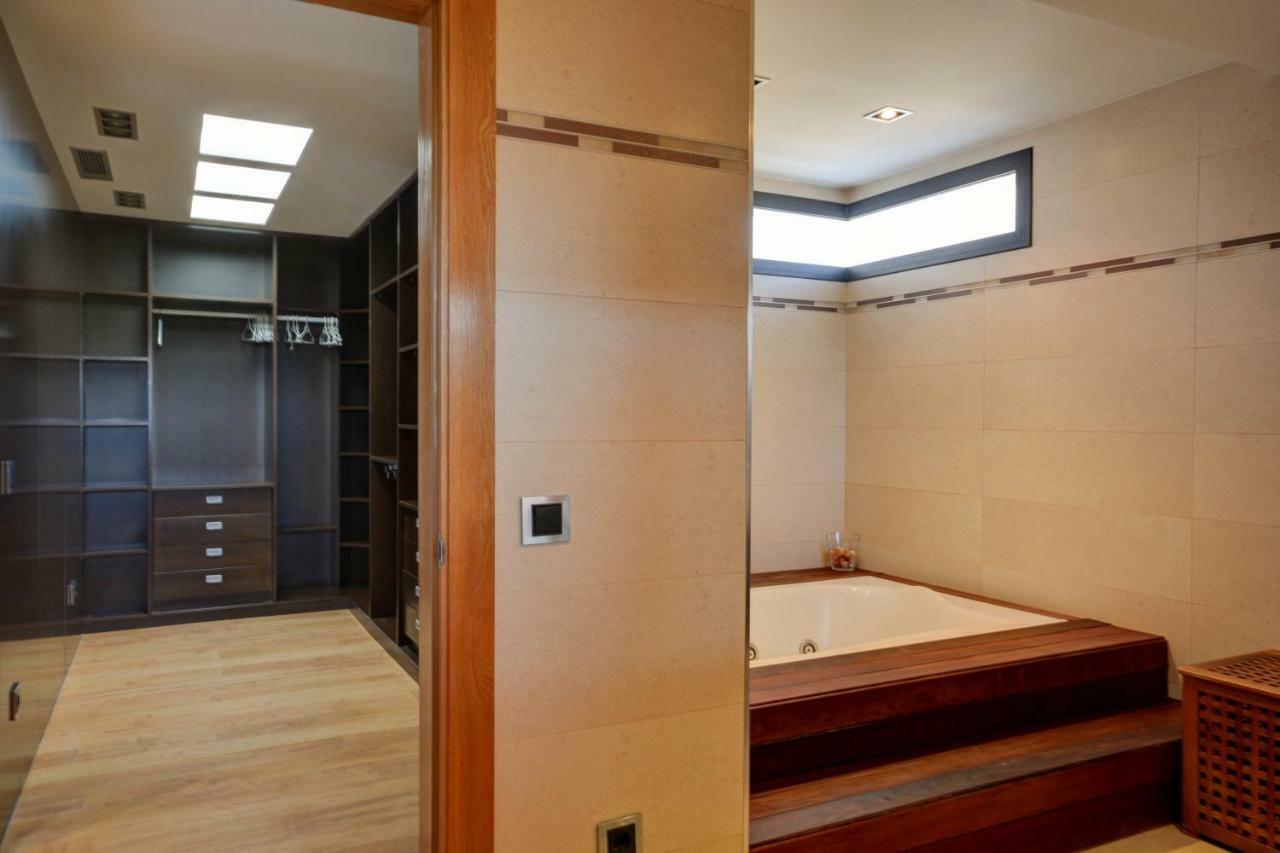 Miami Modern House Close Platja Den Bossa * Sant Jordi de ses Salines