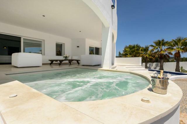 Casablanca Ibiza * Cala Llenya (Ibiza)