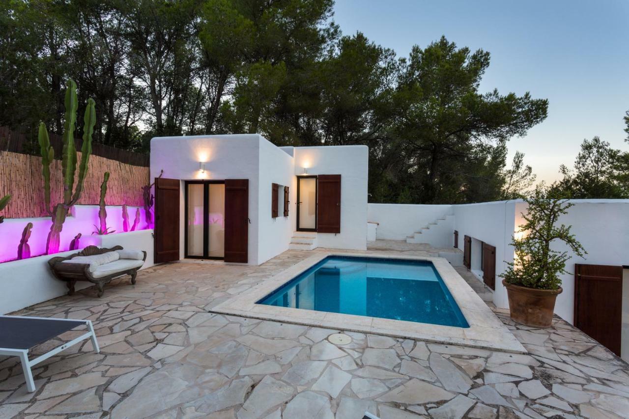 Mass Architect Country Villa