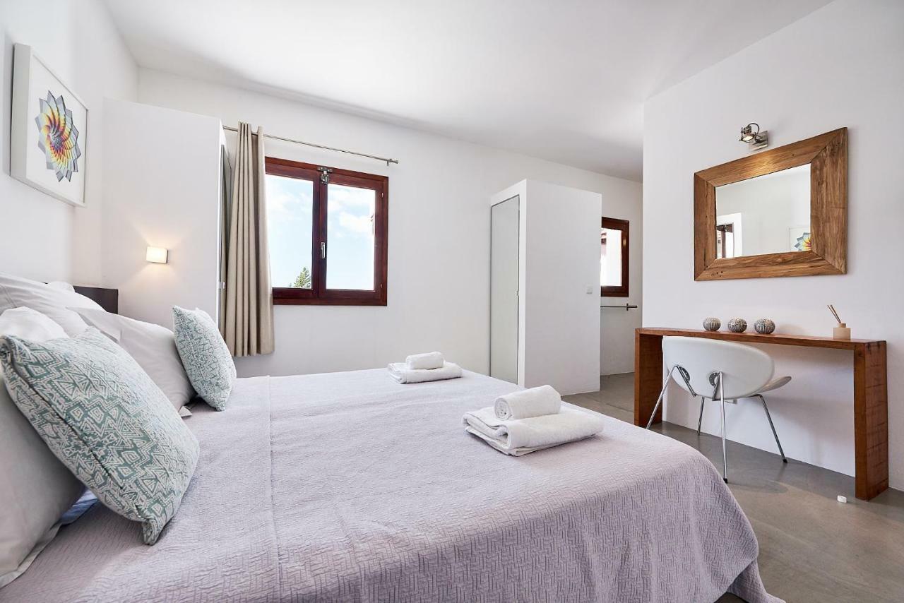 Kiva Villa Es Cubells