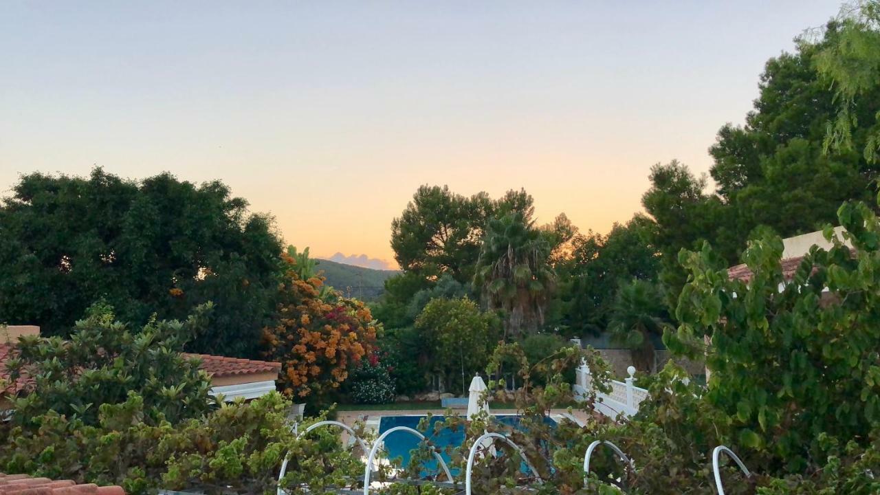 Villa Con Piscina Gigante *