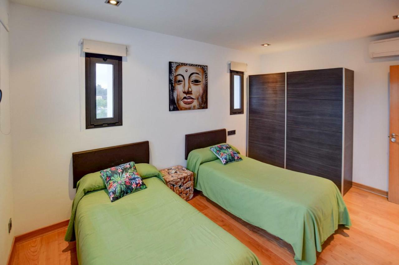 Miami Modern House Close Platja Den Bossa Holiday home Sant Jordi de ses Salines