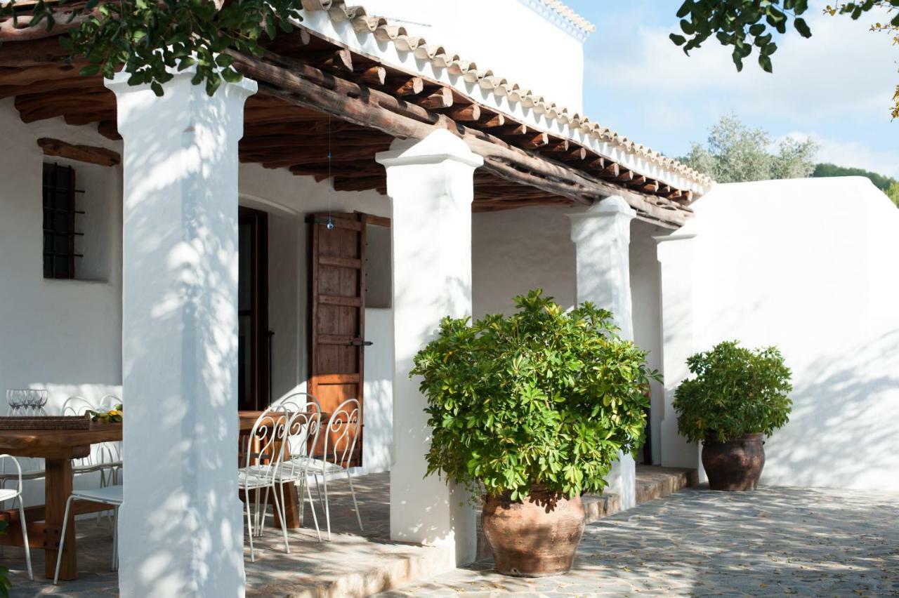 Can Tierra Roja * Santa Gertrudis (Ibiza)
