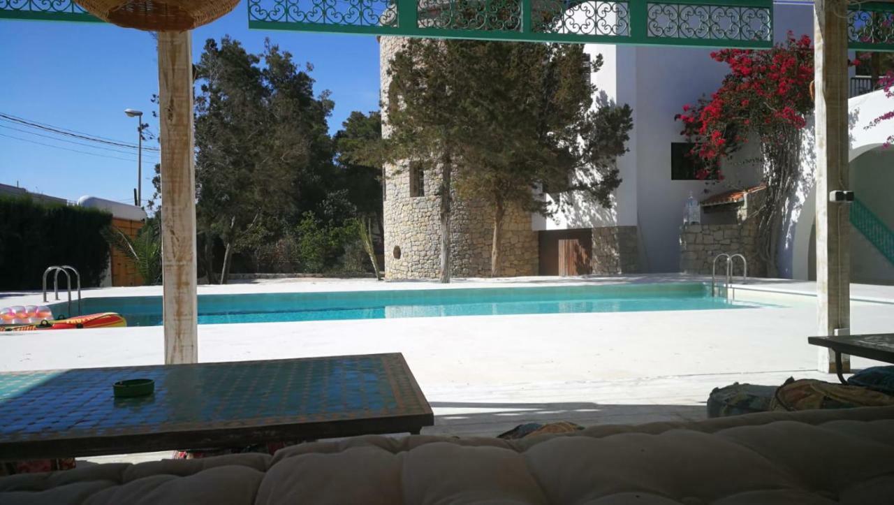 Villa Nwt Tower