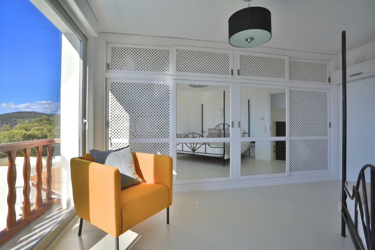 C'an Petra, Carrer Club Robinson Villa San José